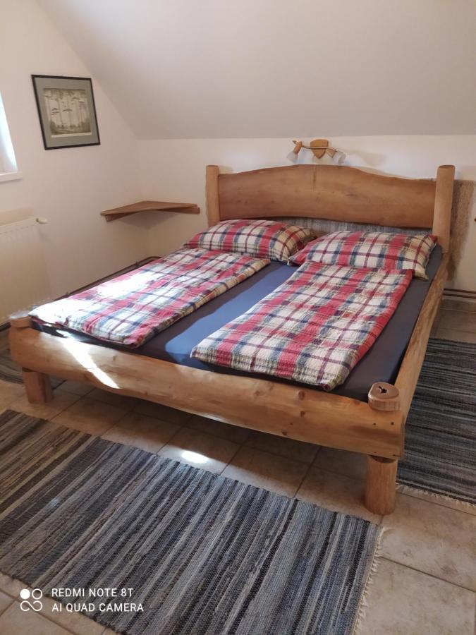 Andras Nadfedeles Vendeghaz Hotel Тихани Екстериор снимка